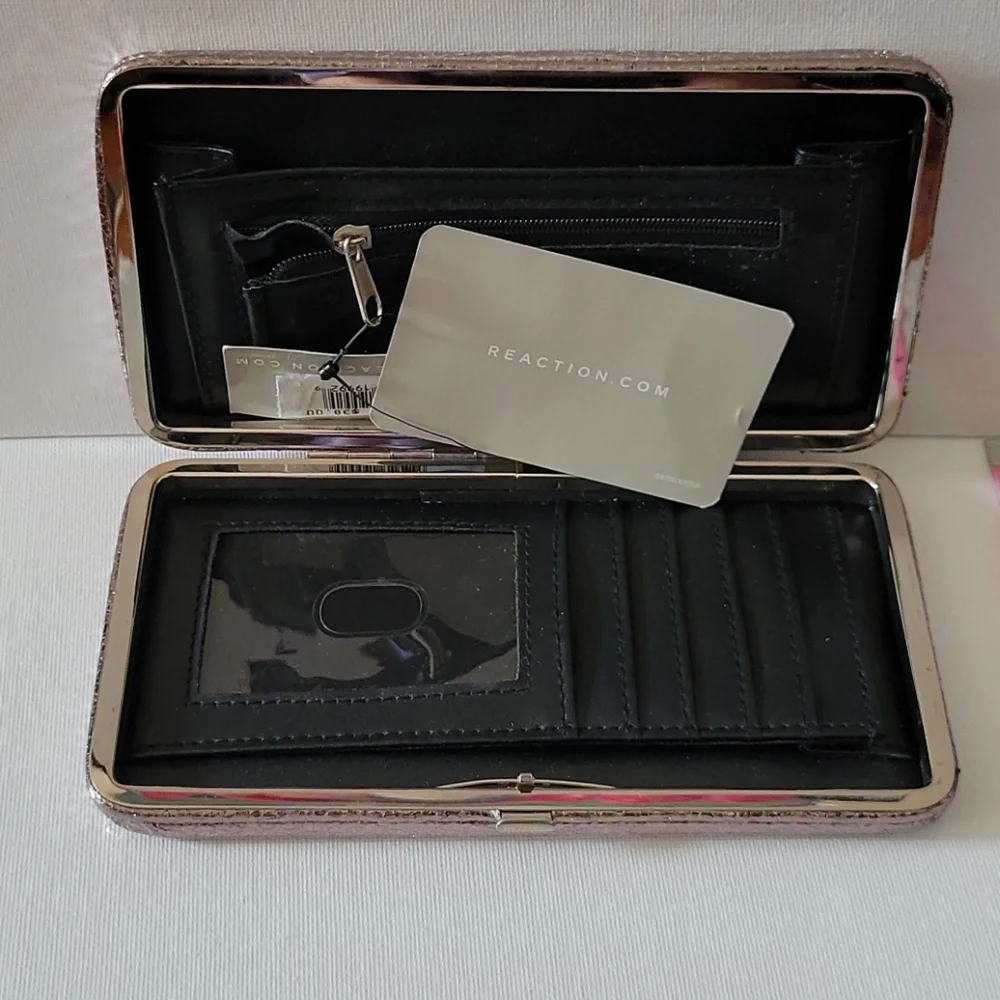 Kenneth Cole Reaction wallet NWT